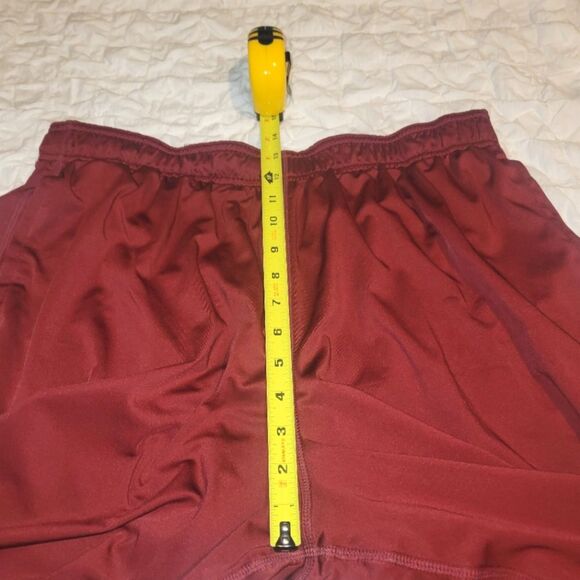 Nike Men's Red Active Athletic Shorts XL - Picture 3 of 10